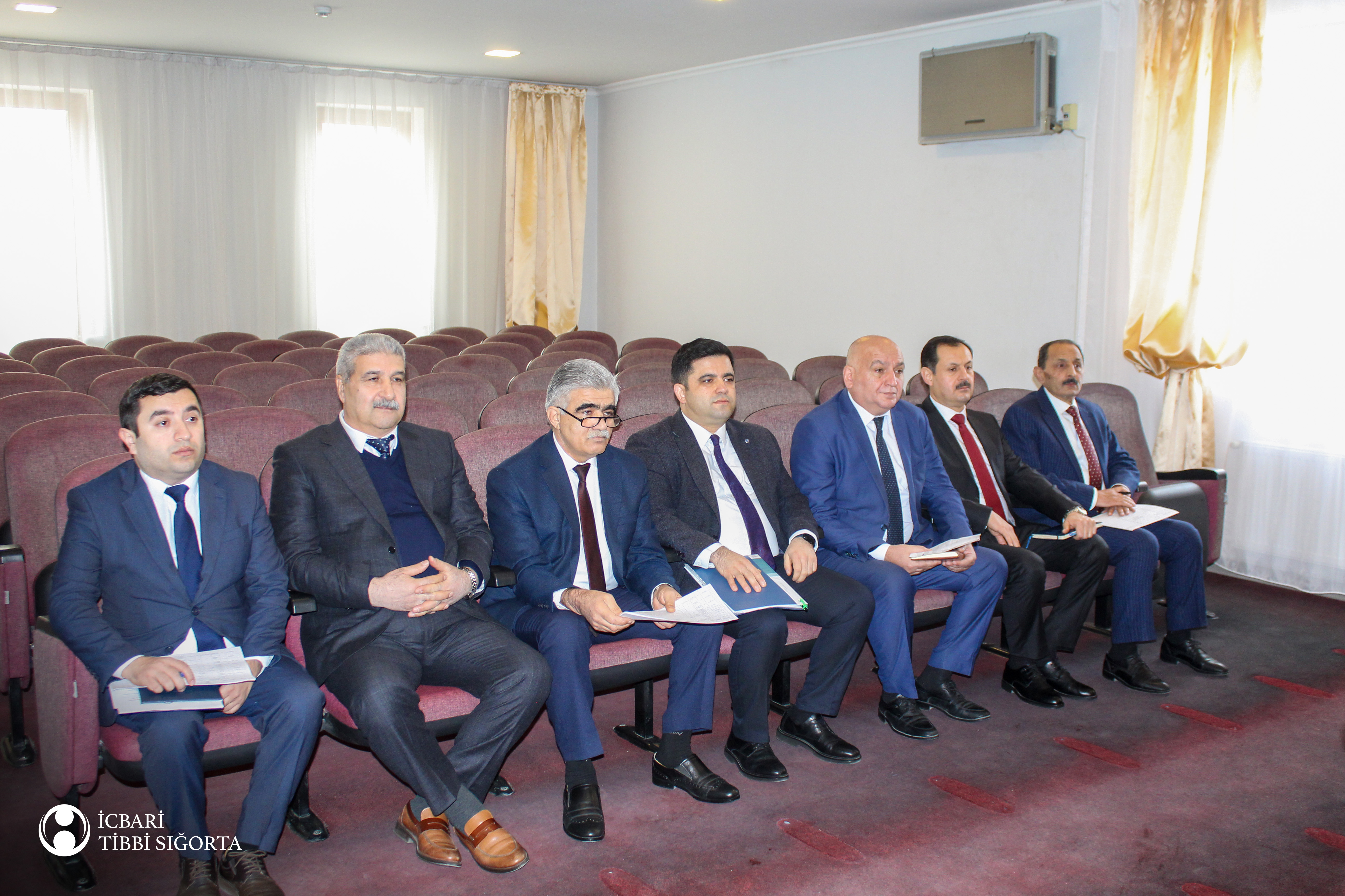 Zaur Əliyev Mingəçevir şəhərində vətəndaşları qəbul edib