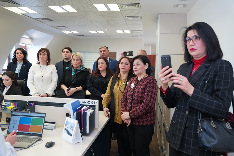 İcbari Tibbi Sığorta üzrə Dövlət Agentliyinin Çağrı mərkəzində "Açıq qapı" günü keçirilib